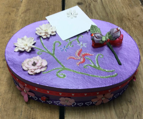 Hand crafted large Oval gift box with gift card