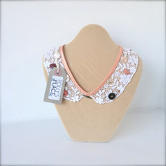 Lace collar necklace - Length 17"