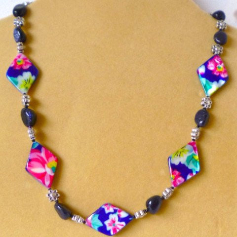 Navy Shell Staras Tibetan Silver Flower Necklace
